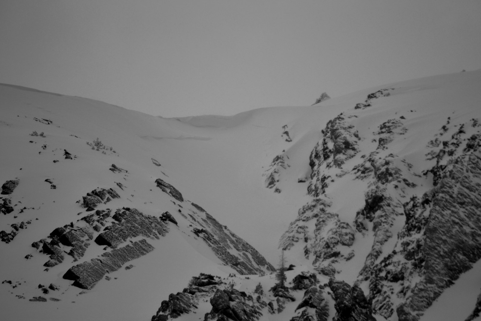 Avalanche on wind-loaded slope in N. Bridgers - photo 2