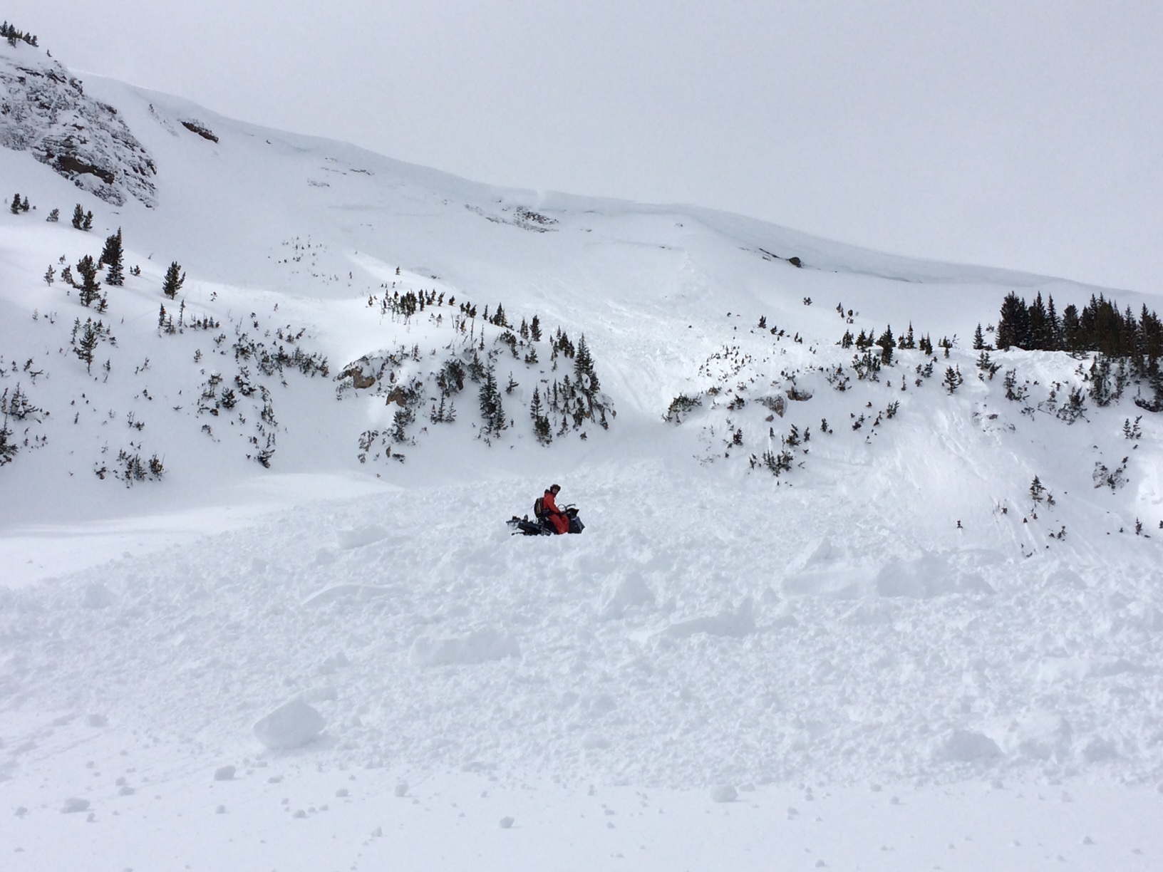 Cornice triggered avalanche